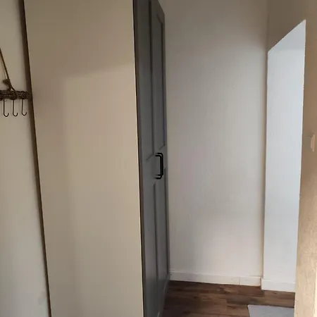 Apartment Sa Terasom Pirovac
