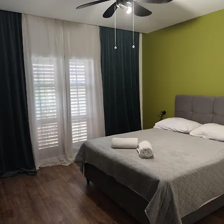 Sa Terasom Apartment *